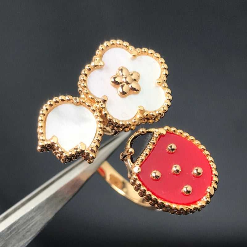 AVSR4  New ladybug ring jewelry