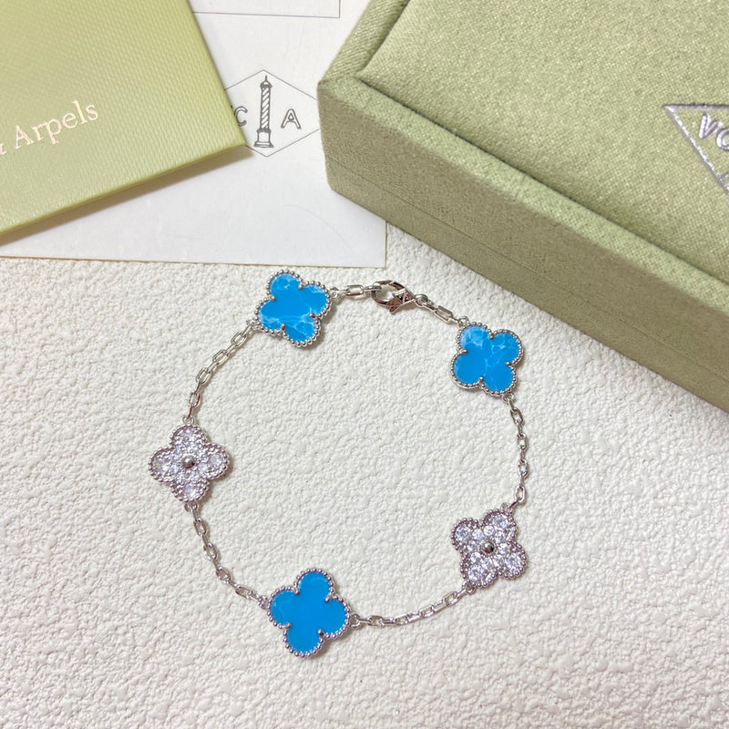 VAB49   New Diamond Sea Pattern Stone Five Flower Bracelet Jewelry